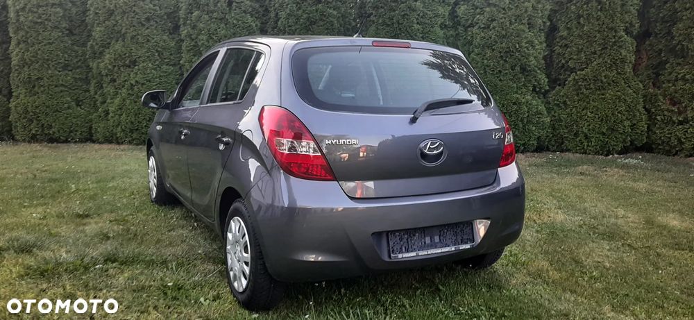 Hyundai i20 - 13