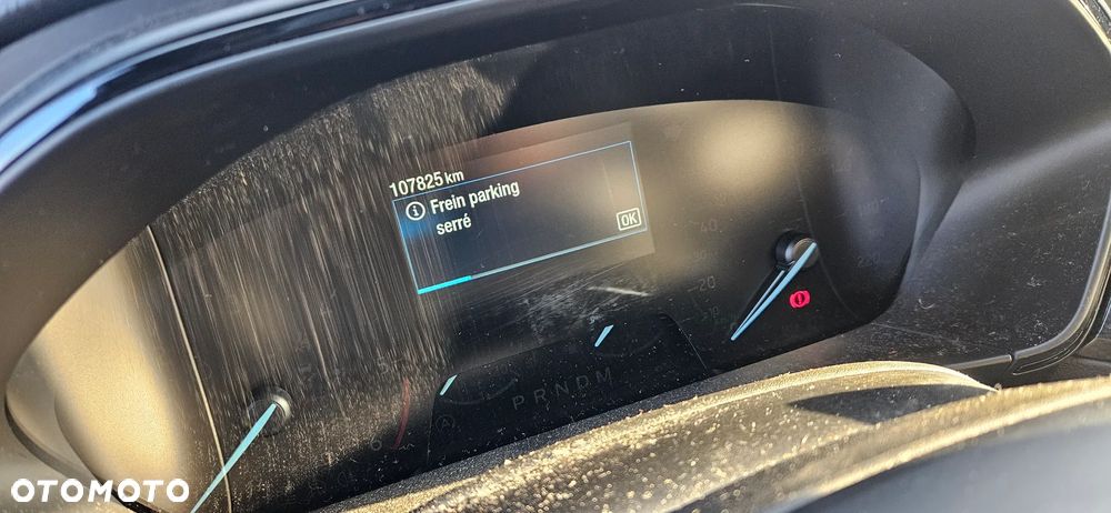 Ford Focus 1.5 EcoBlue Start-Stopp-System ST-LINE DESIGN - 17