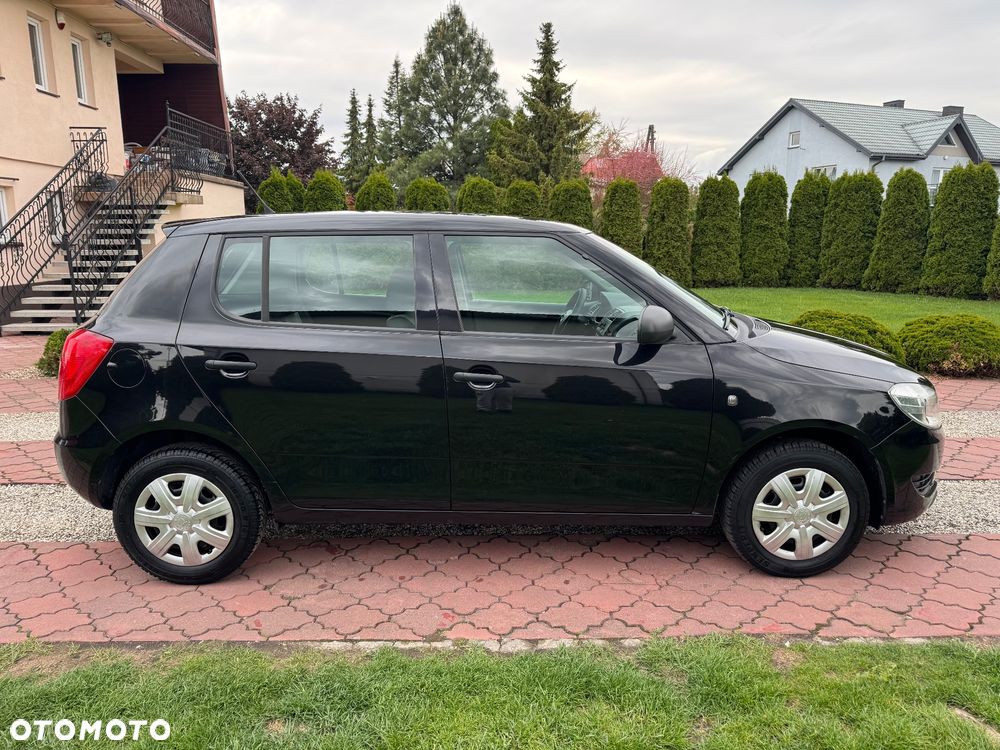 Skoda Fabia 1.2 12V Ambiente + - 11