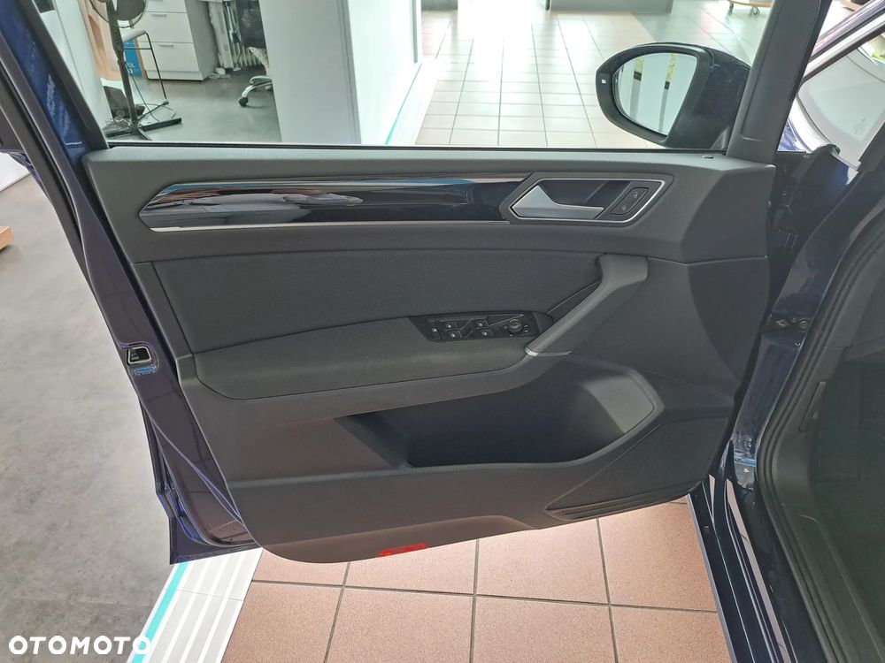 Volkswagen Touran 1.5 TSI EVO Highline DSG - 11