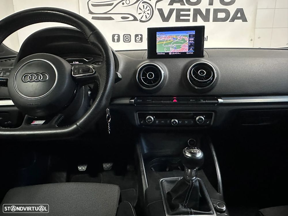 Audi A3 Sportback 2.0 TDI S line Sport Pack - 23