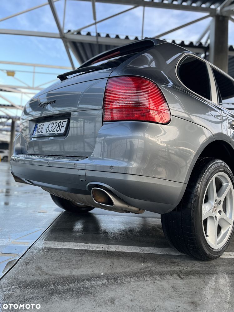 Porsche Cayenne - 15