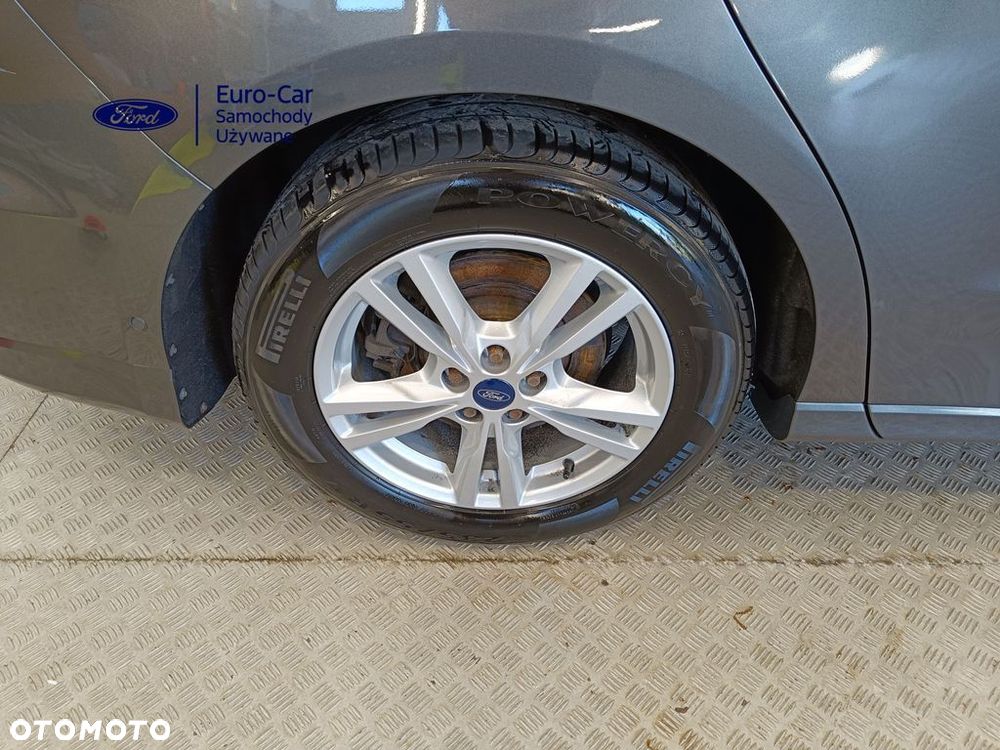 Ford S-Max 2.5 Duratec FHEV TITANIUM - 34