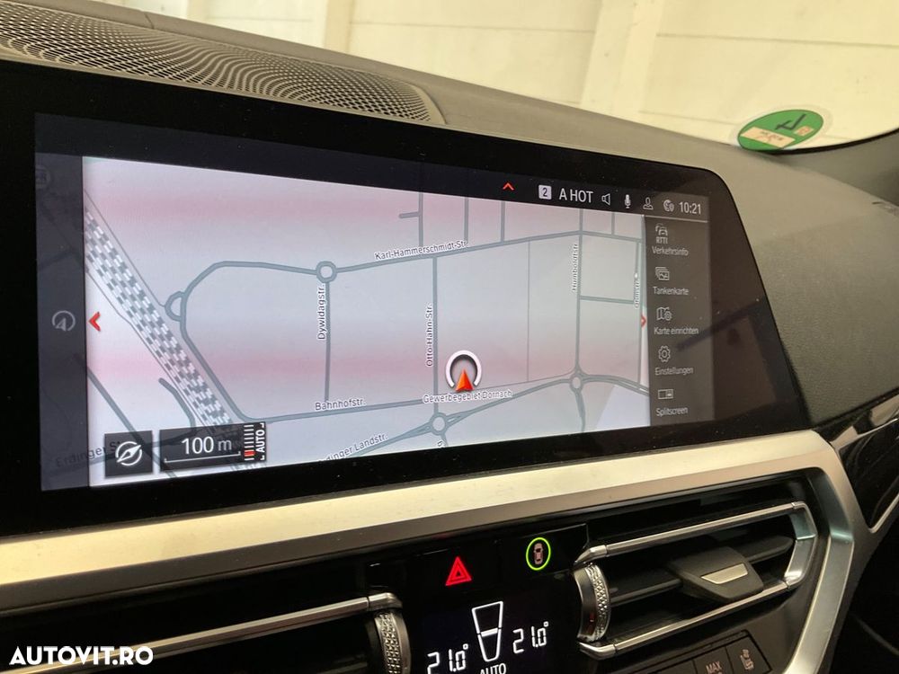 BMW M4 M440i xDrive - 23