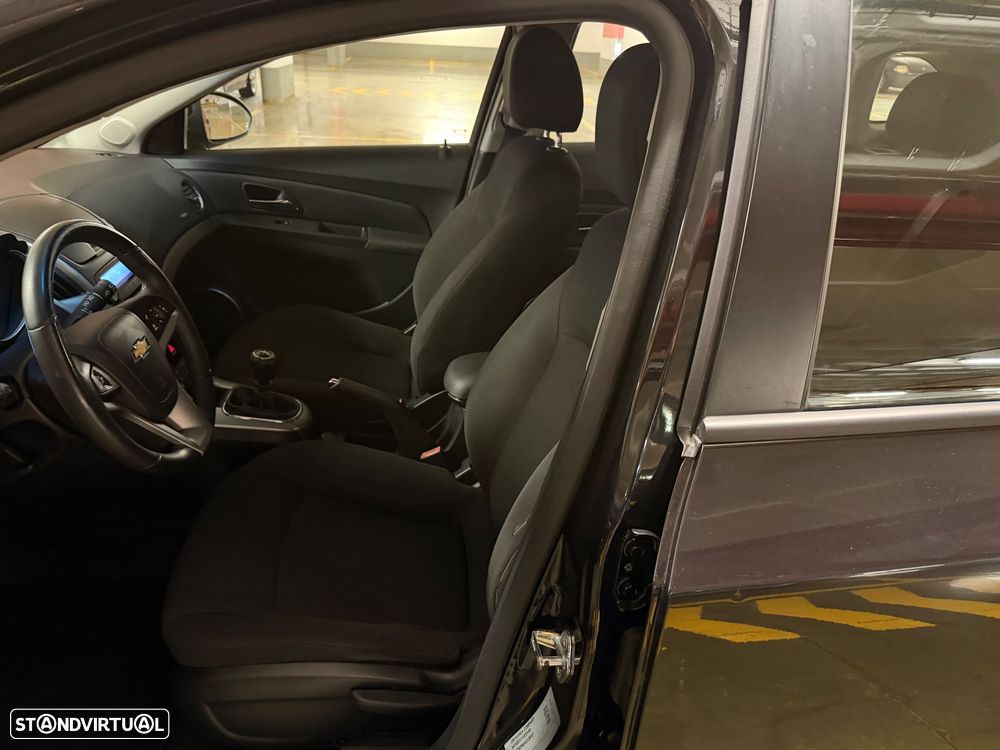 Chevrolet Cruze SW 1.7 VCDi LT - 5