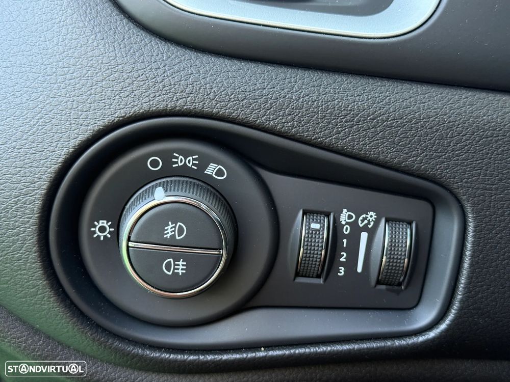 Jeep Renegade 1.0 T Longitude - 36