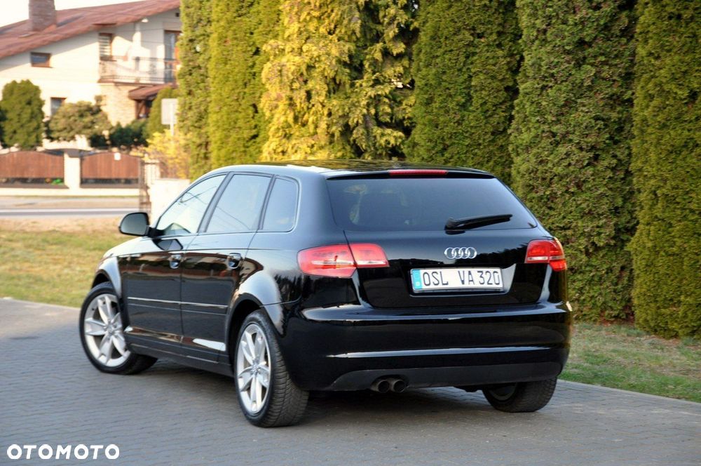 Audi A3 Sportback - 15