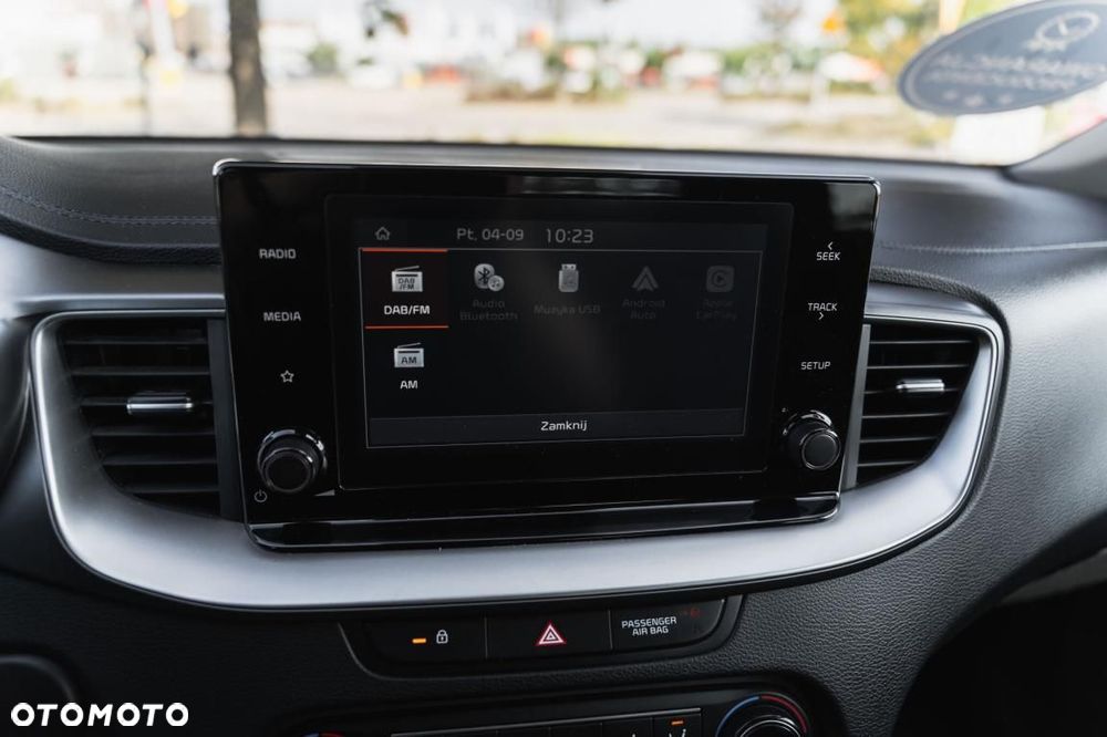 Kia XCeed - 17