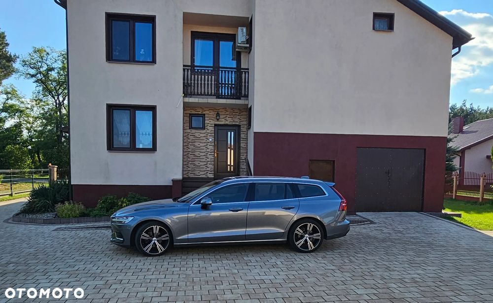Volvo V60 D3 Momentum Pro - 2