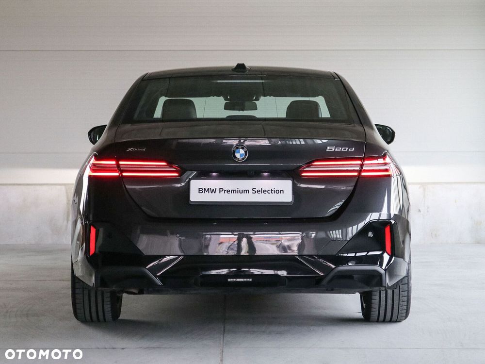 BMW Seria 5 - 10