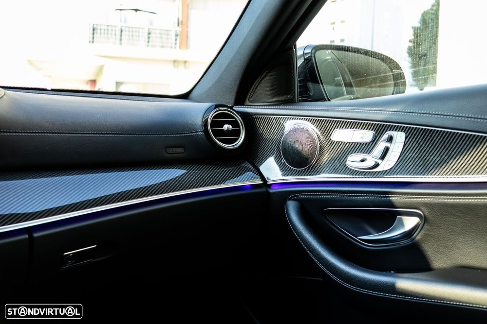 Mercedes-Benz E 300 - 16