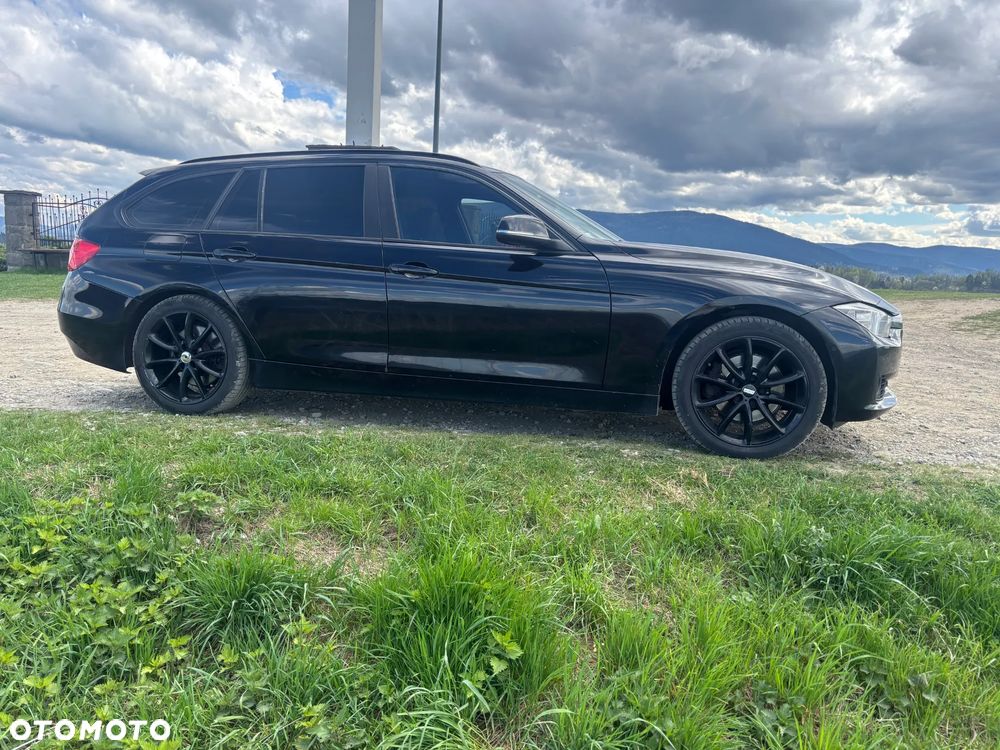 BMW Seria 3 330d xDrive - 6