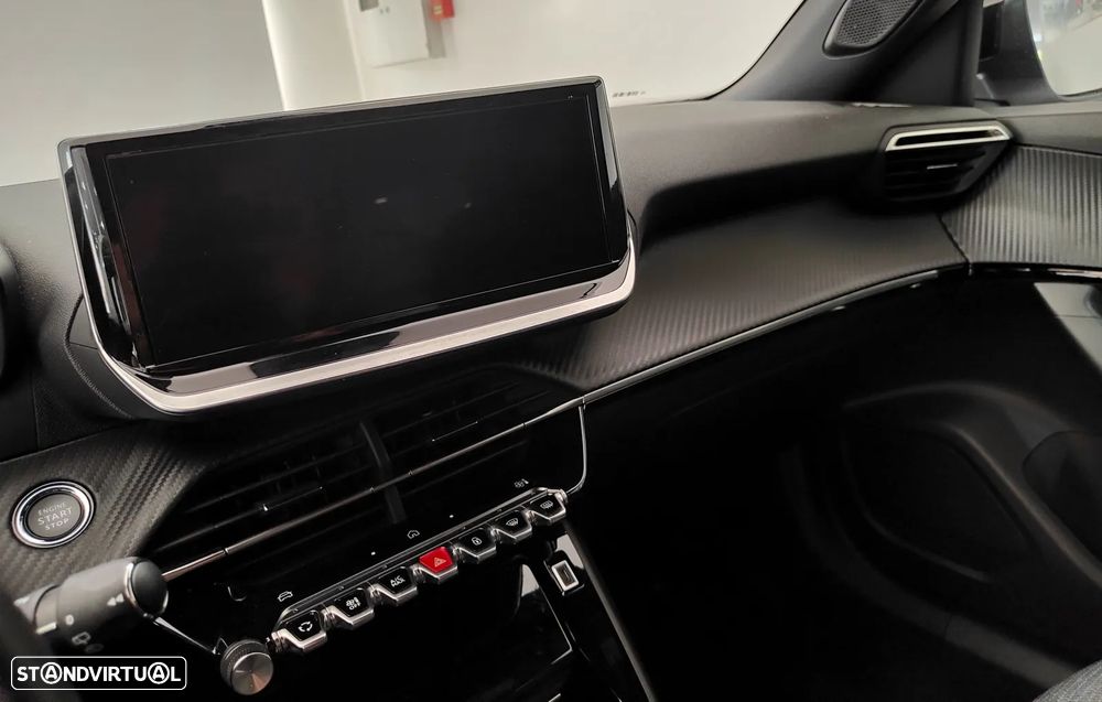 Peugeot 2008 1.2 PureTech Allure - 42