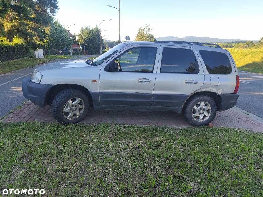 Mazda Tribute - 8