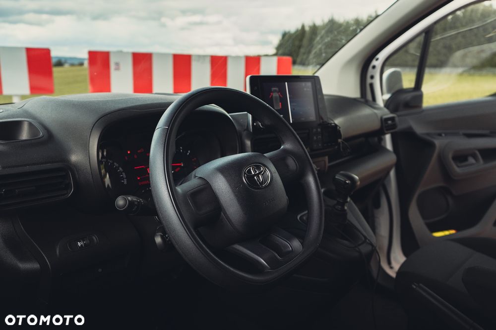 Toyota Proace City 1.5 D-4D Long 2,4t Active (bryg.) - 8