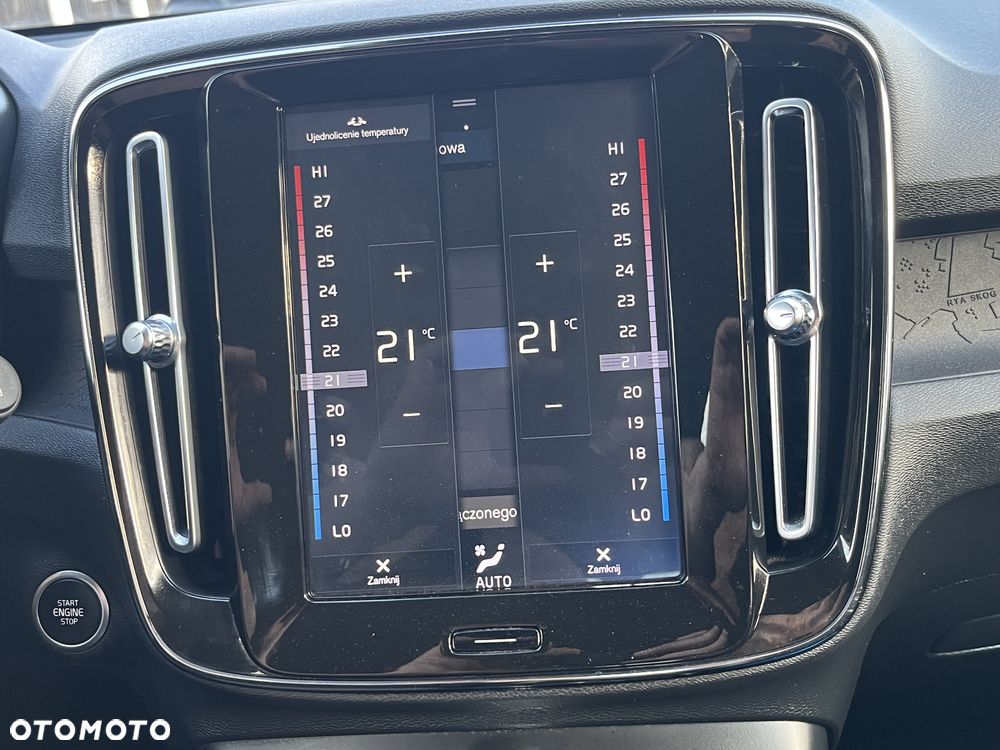 Volvo XC 40 T3 Momentum Pro - 20