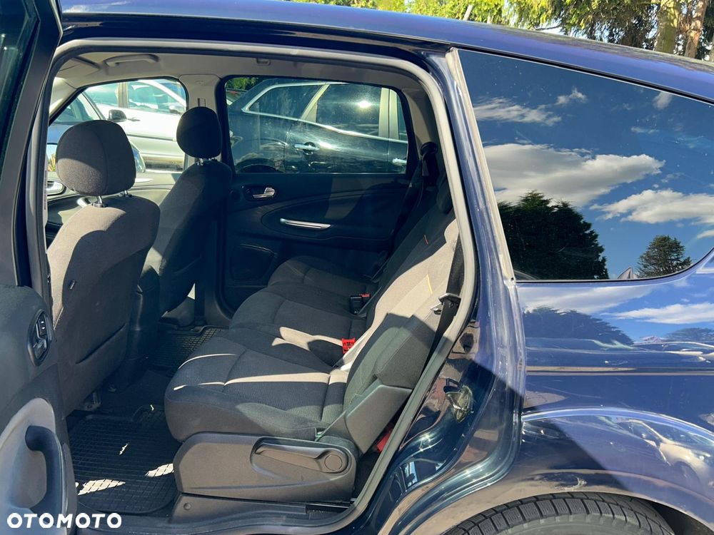 Ford S-Max 2.0 TDCi DPF Trend - 8