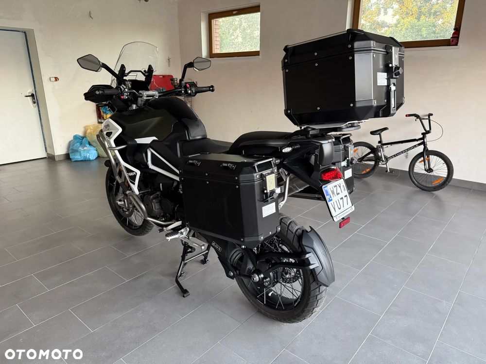 Triumph Tiger - 11
