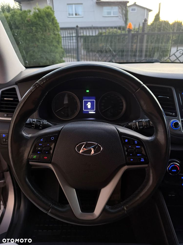 Hyundai Tucson 1.6 GDI BlueDrive Style 2WD - 27