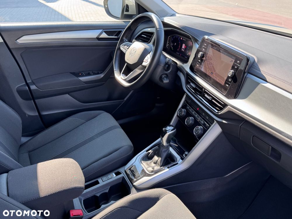 Volkswagen T-Roc 1.5 TSI ACT OPF DSG IQ.DRIVE - 34