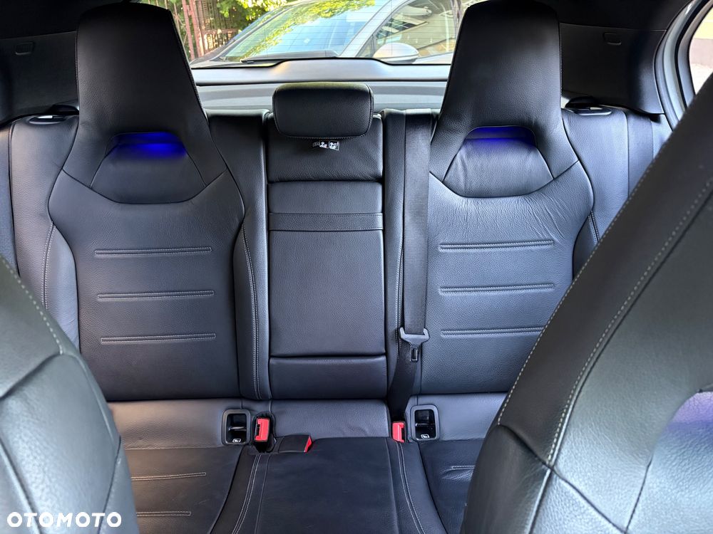 Mercedes-Benz Klasa A 220 4-Matic 7G-DCT - 10