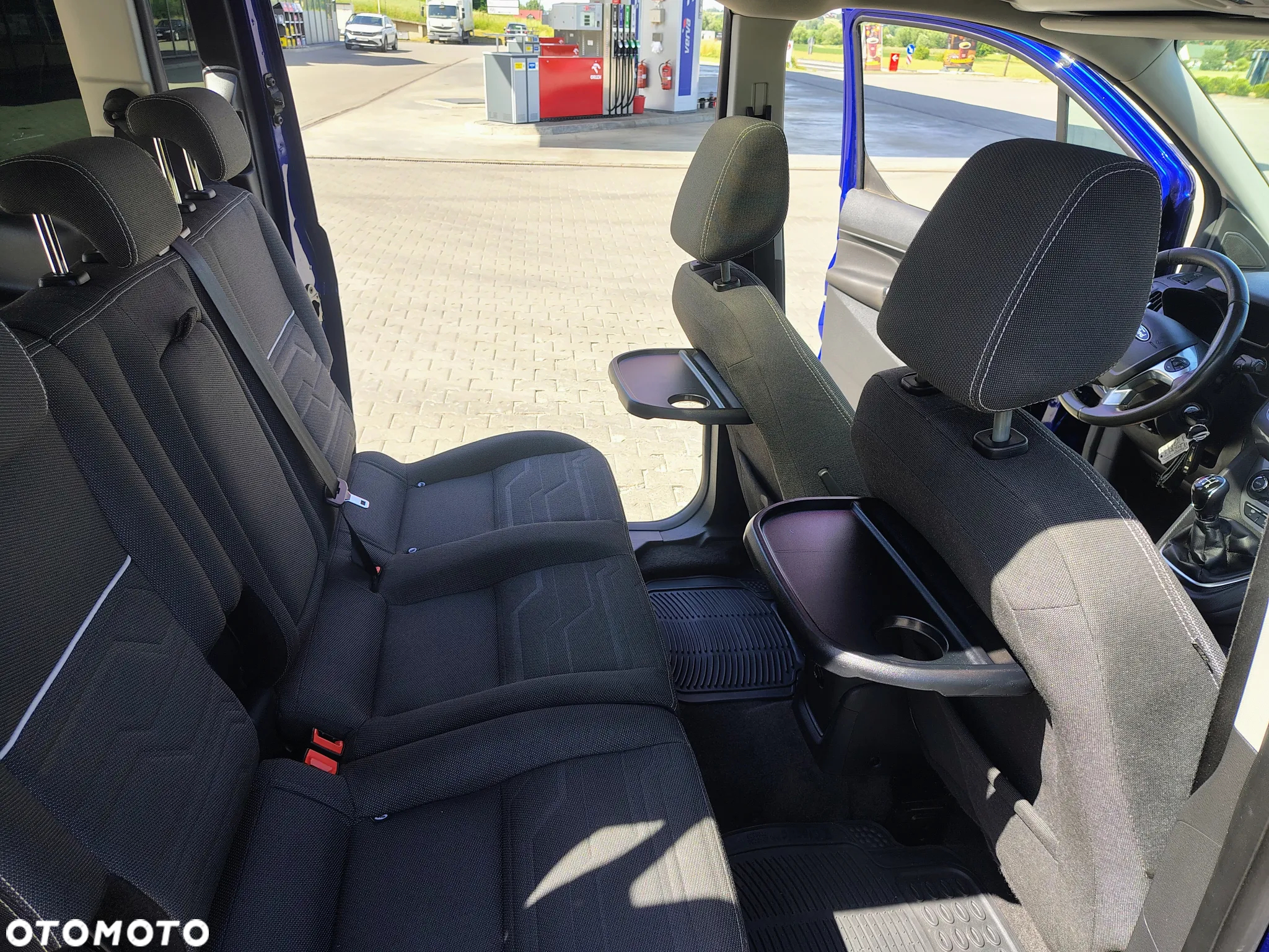 Ford Tourneo Connect Grand - 18