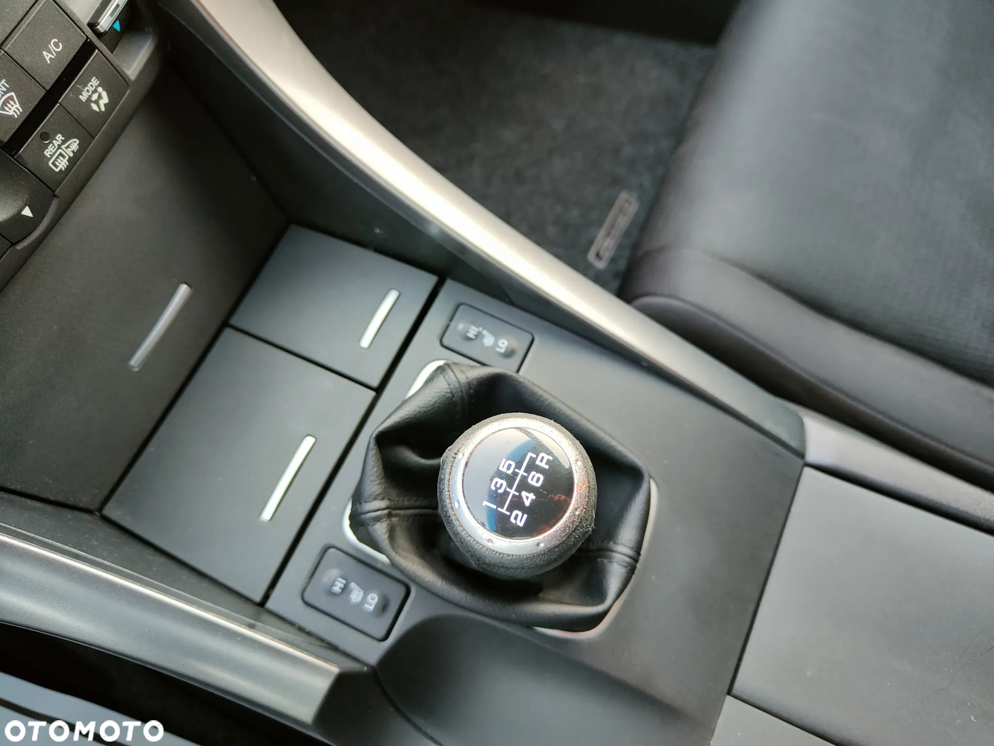 Honda Accord 2.0 Elegance - 16