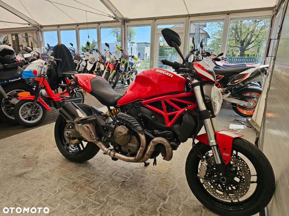 Ducati Monster - 25
