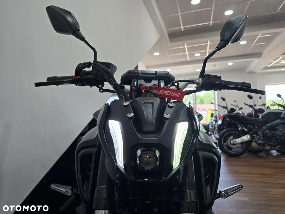 Yamaha MT - 11