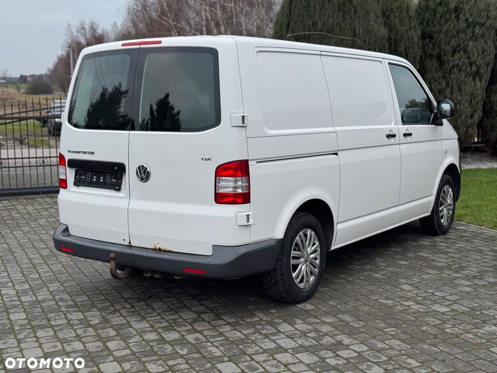 Volkswagen Transporter T5 - 11