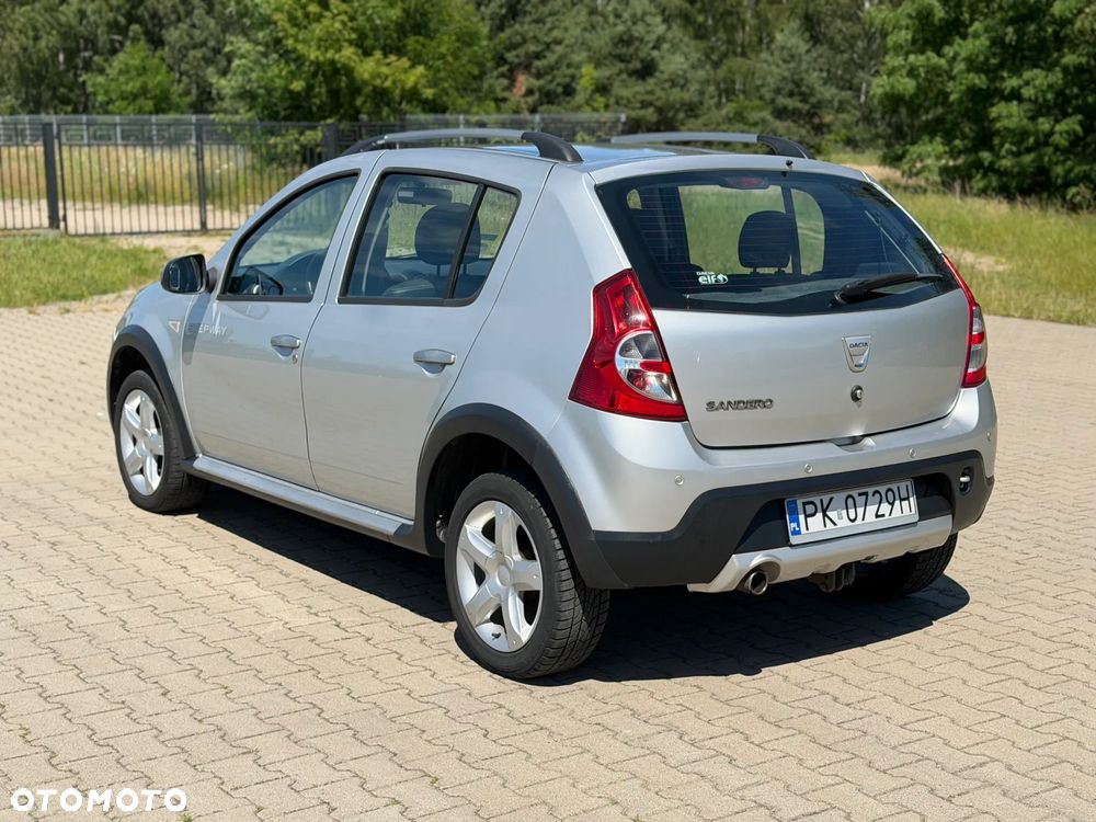 Dacia Sandero 1.6 MPI Stepway - 8
