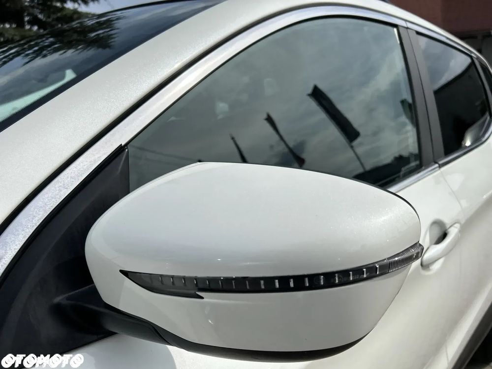 Nissan Qashqai 1.2 DIG-T N-Vision - 11