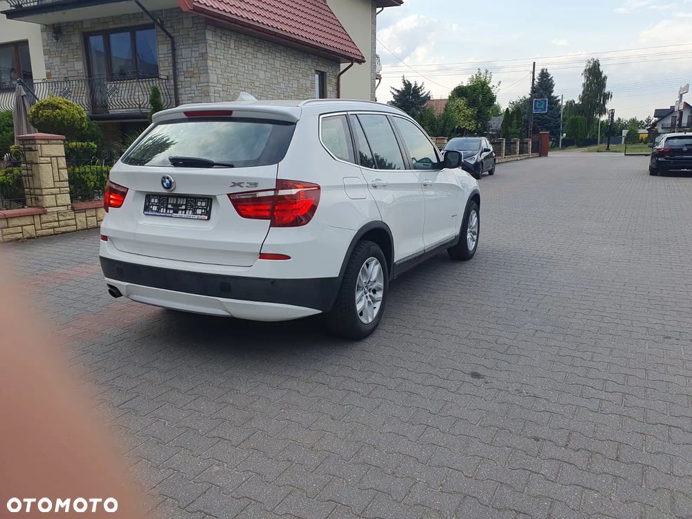 BMW X3 sDrive20i Advantage - 4