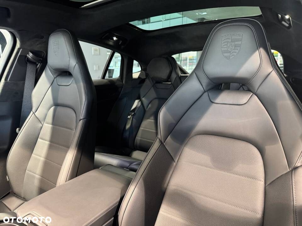 Porsche Panamera - 6
