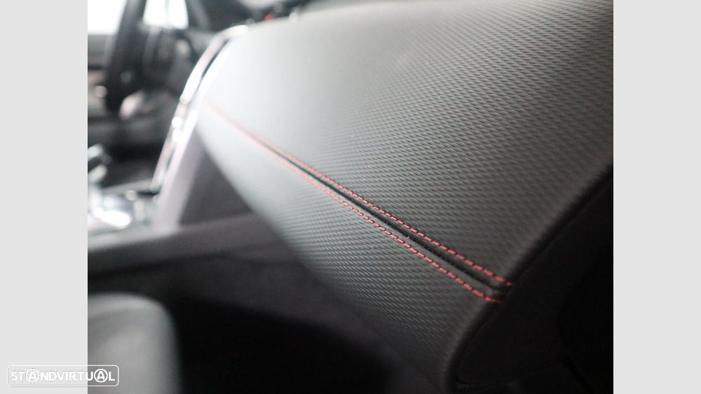 Land Rover Discovery Sport - 11