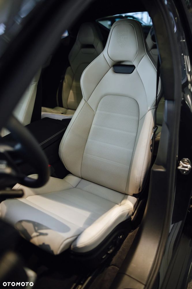 Porsche Panamera 4S E-Hybrid - 19