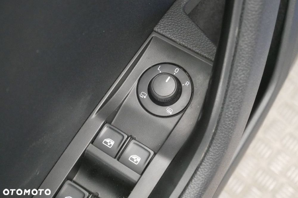 Skoda Superb 2.0 TSI Ambition DSG - 30