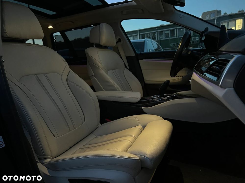 BMW Seria 5 - 23