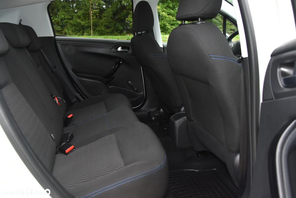 Peugeot 208 Blue-HDi 100 Stop&Start Active - 12