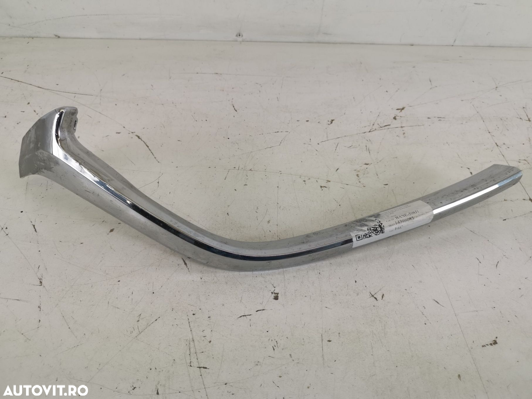 Ornament Crom Dreapta Grila Centrala Sub Far Mazda  3 BM [facelift] [2 - 2