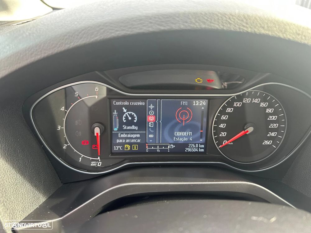 Ford S-Max 2.0 TDCi DPF Trend - 18