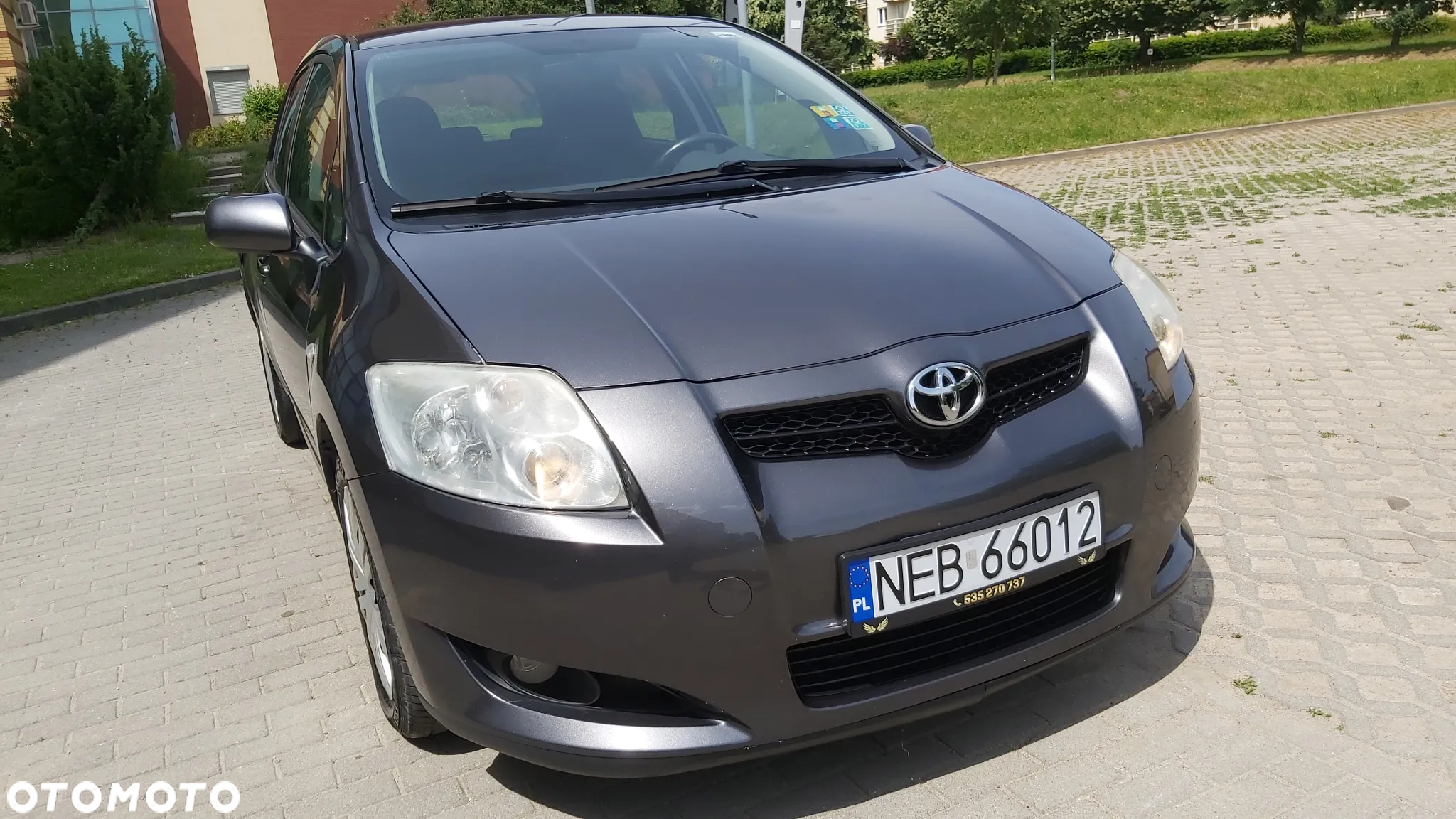 Toyota Auris 2.0 D-4D Executive - 8