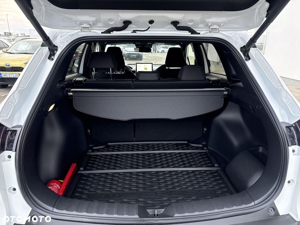 Toyota Corolla Cross - 11