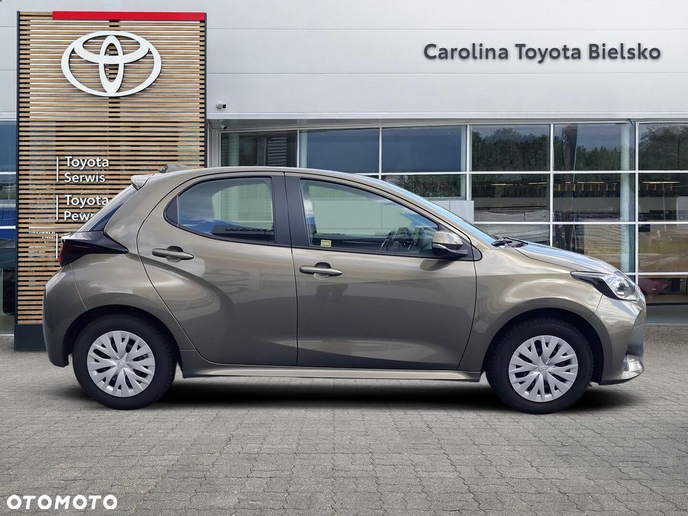 Toyota Yaris 1.5 Comfort CVT - 25