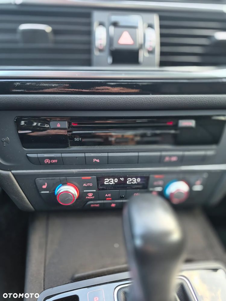 Audi A6 Avant 3.0 TDI S tronic - 28