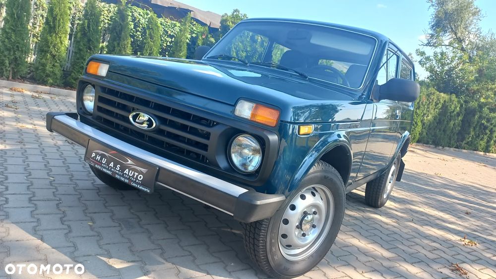 Lada Niva 4x4 - 1