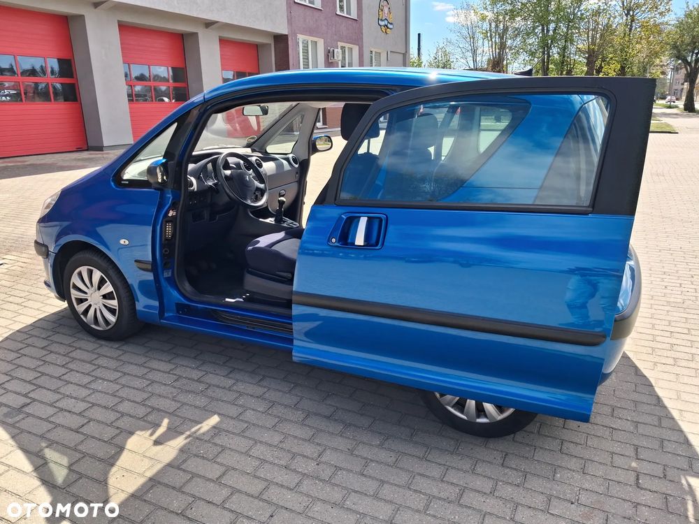 Peugeot 1007 1.4 Trendy - 8