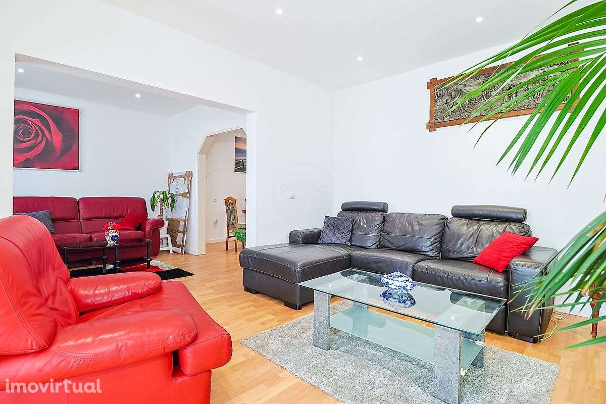 Moradia T5 para venda - Grande imagem: 2/29