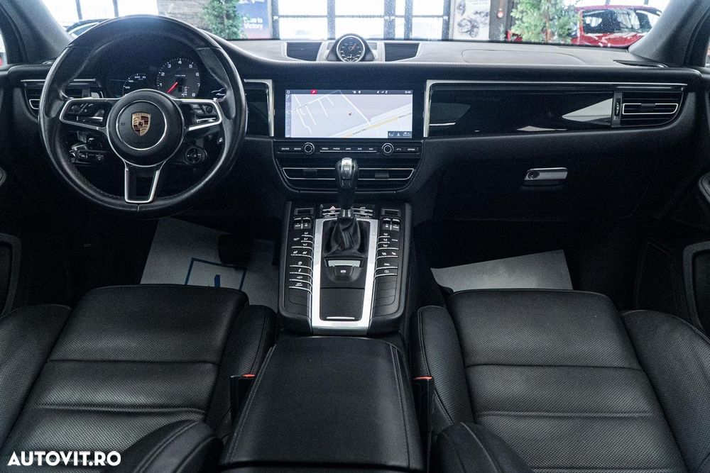 Porsche Macan S - 39