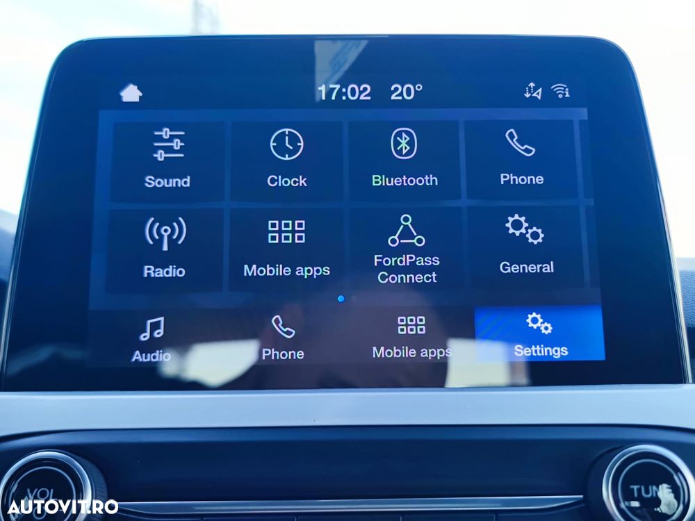 Ford Focus 1.0 EcoBoost Titanium - 29